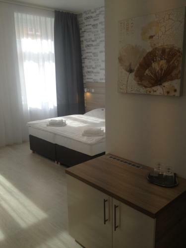 Hostal Pension Phoenix