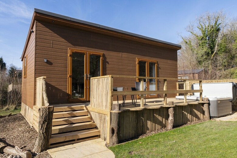 Herons Lake Retreat