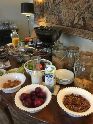 Hotel Meifod Country House