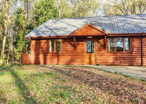Woodland Park Lodges