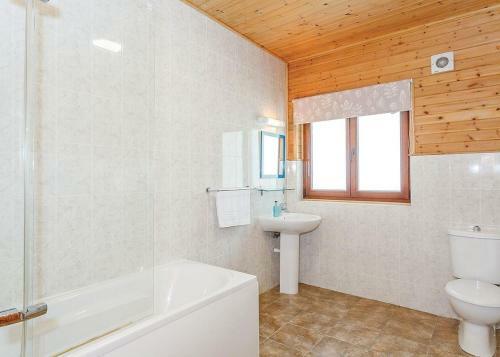 Woodland Park Lodges