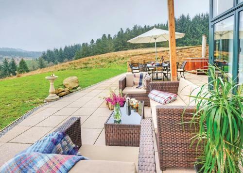 Straker Lodges