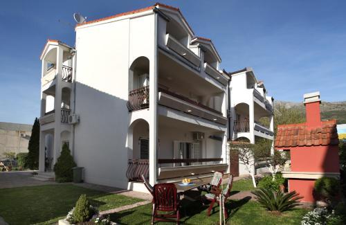 Apartments Blato