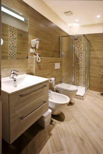 Hostal Marbia Guest House