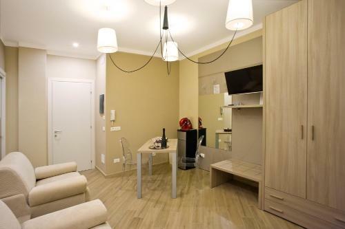 Hostal Marbia Guest House