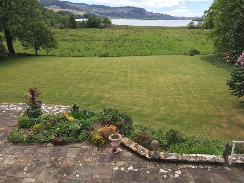 Hostal Melfort House