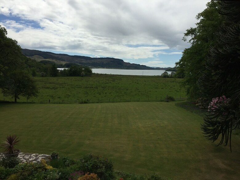 Hostal Melfort House