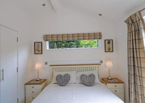 Avon Wood
