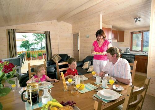 Belan Bach Lodges