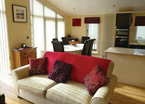 Jaybelle Grange Lodges