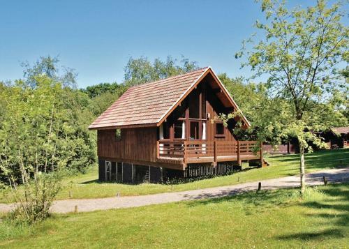 Eastcott Lodges