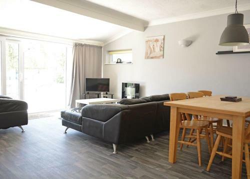 Broadland Holiday Village