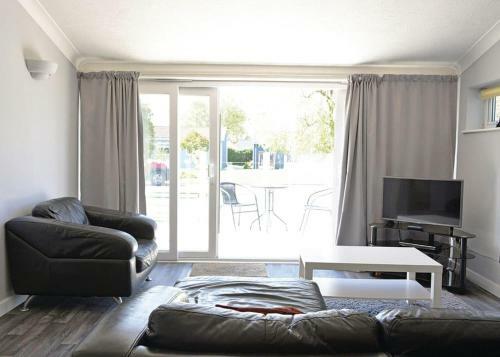 Broadland Holiday Village