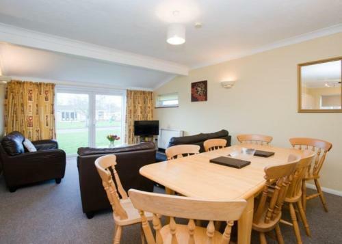Broadland Holiday Village