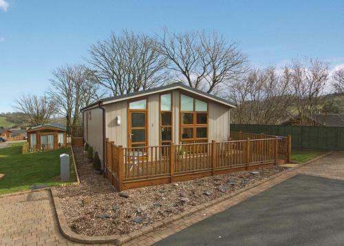 Devon Hills Lodges
