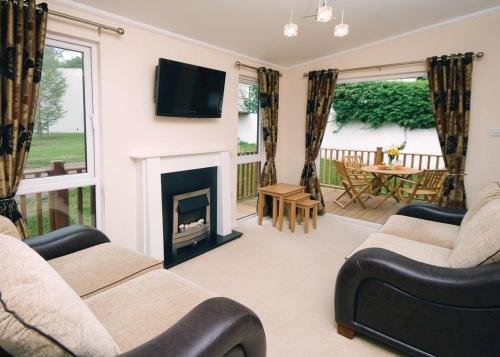 Devon Hills Lodges