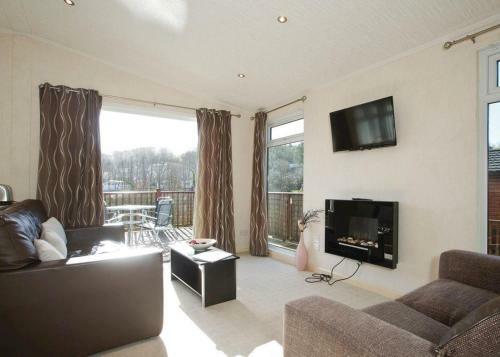 Devon Hills Lodges