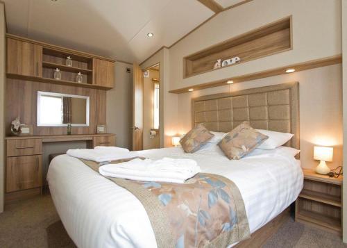 Devon Hills Lodges