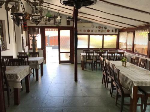 Hostal Pensiunea Iona