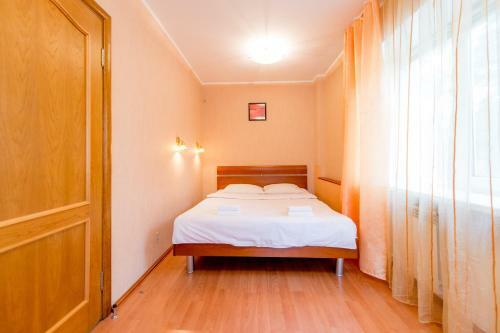 5 Zvezd Studio Apartment