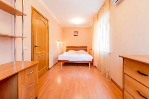5 Zvezd Studio Apartment