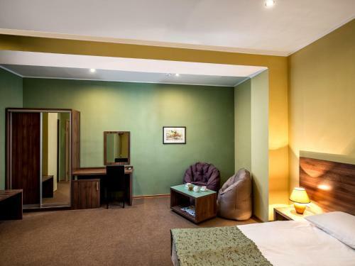 Jam Hotel