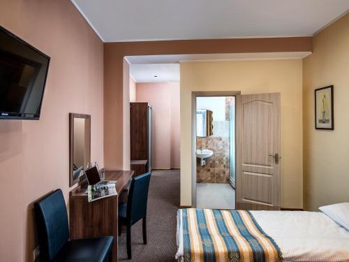 Jam Hotel
