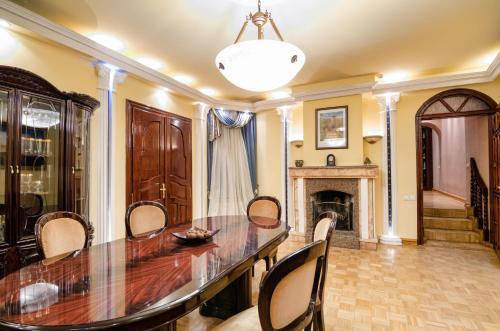 Apartment On Dudaeva 16