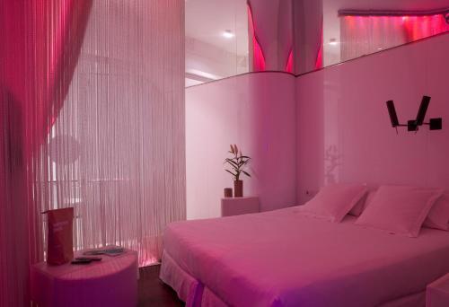 Chic & Basic Born Boutique Hotel