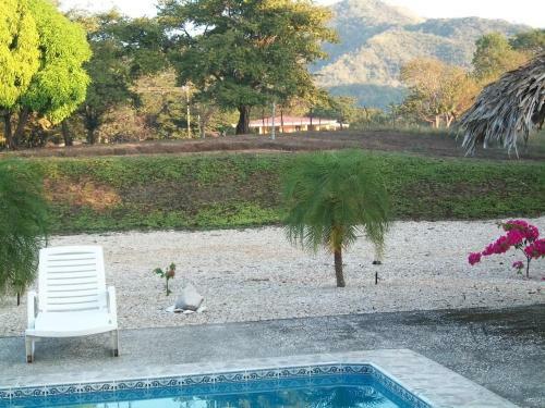 House With The Pool