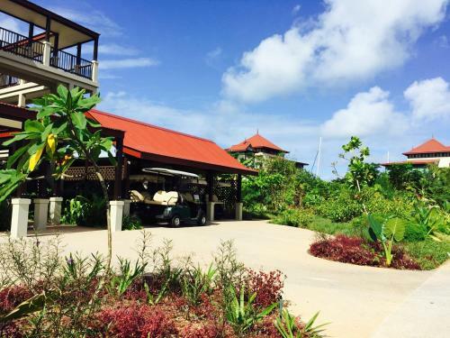Eden Island Luxury Apartment