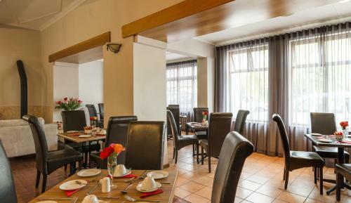 Clanwilliam Hotel