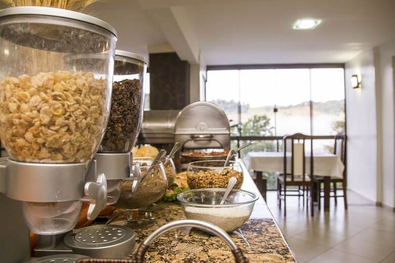 Hotel Rouxinol