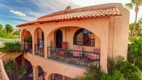 Casa Kootenay Bed And Breakfast