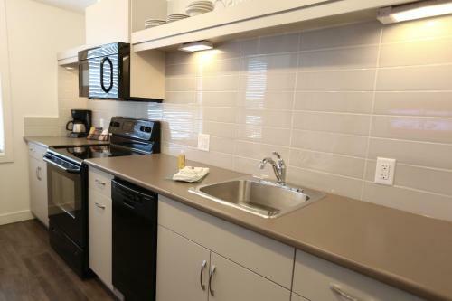 River Station Suite Hotel