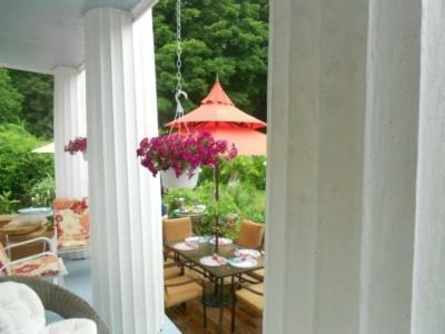 House Of 1833 Bed And Breakfast