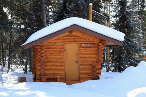 Hotel Northern Rockies Lodge
