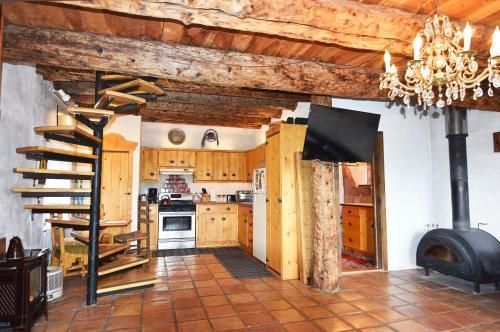Lodge Rustic New Mexican Charm