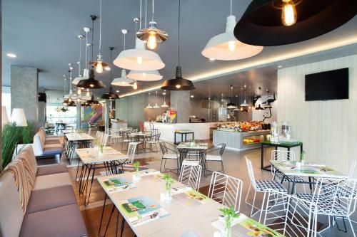 Hotel Ibis Styles Jakarta Sunter