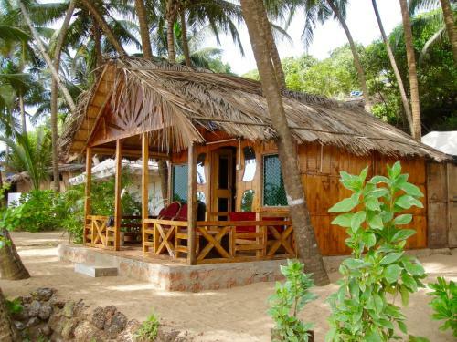 Hotel Blue Lagoon Resort Goa