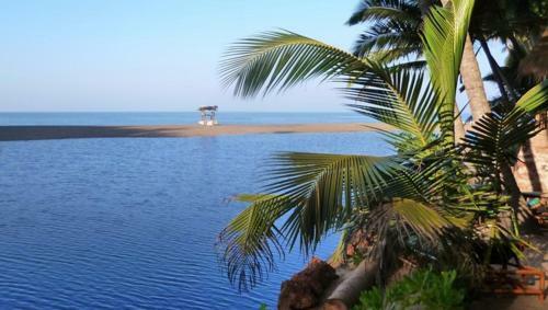 Hotel Blue Lagoon Resort Goa