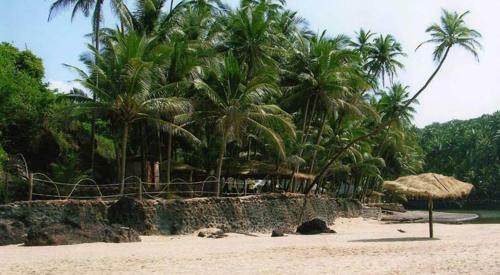 Hotel Blue Lagoon Resort Goa