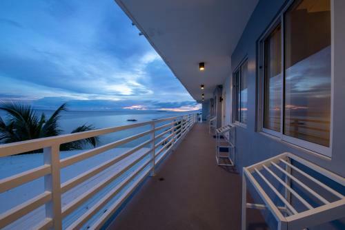 Hotel Down South 118 Beach Resort