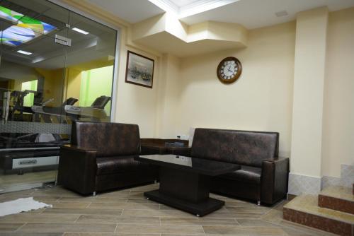 City Line Boutique Hotel