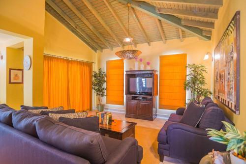 Hotel Tierra Del Sol Resort & Golf