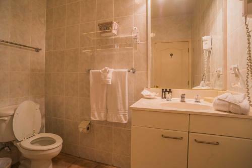 Hotel Tierra Del Sol Resort & Golf