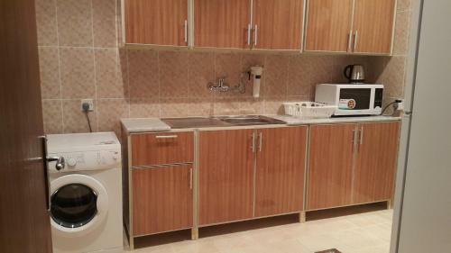 Amwaj Hotel Apartments