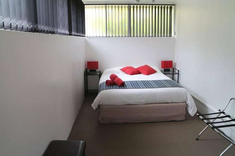 Tamar Cove Motel