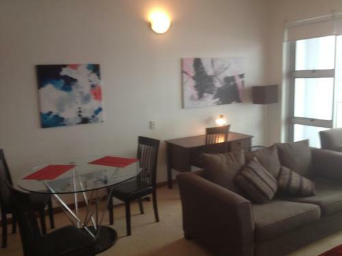 Princes Wharf - Private Apartments