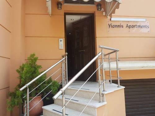 Hostal Yiannis Apartments